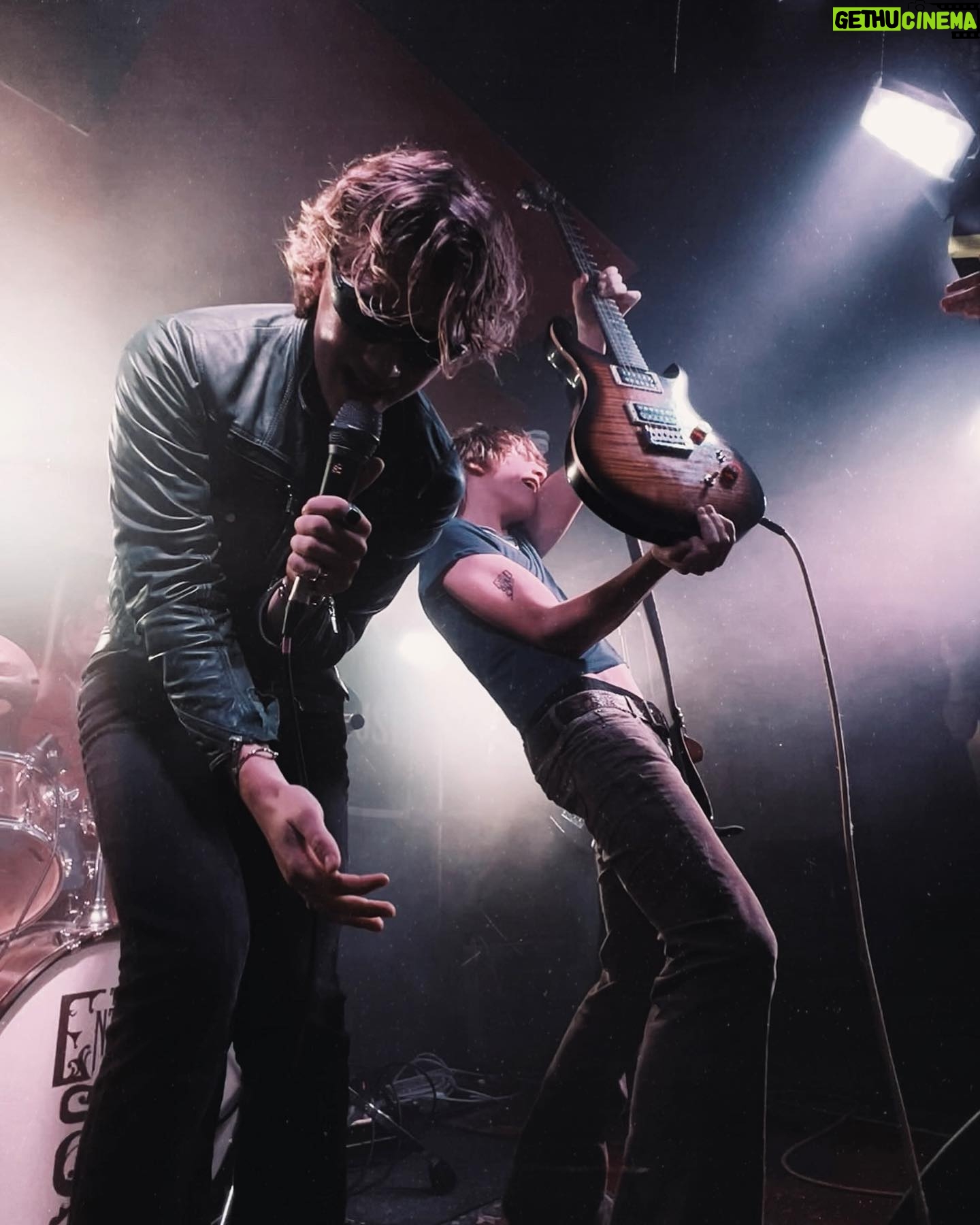 Sarah Beeny Instagram - Great night @thesmokehouseuk on the @the_entitled_sons sold out gig last night - next stop @mrwolfsbristol on Thursday - get your tix whilst you still can!!! Link for tix in @the_entitled_sons bio !! X
