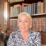 Sarah Beeny Instagram – In the short term, I think this is the only way…⚡️💡⚡️#cleanenergy #energysaving #energyefficiency