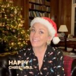 Sarah Beeny Instagram – Have a wonderful Christmas everyone. Thank you so so much for all the amazing support you’ve shown me this year 🎄❤️🎄xx