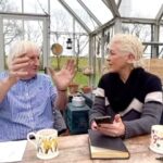 Sarah Beeny Instagram – HOW DO YOU PRUNE A STANDARD ROSE? 
IN THE GREENHOUSE Q&A with the marvellous @bloomingbert 🌸

Lots of you had really interesting and useful questions for Bert, so he agreed to pop over and answer as many as possible. I’ll share these over the following week Xxx 
.
.
#inthegreenhouse #questions #q&a #gardening #roses #growing #pruning