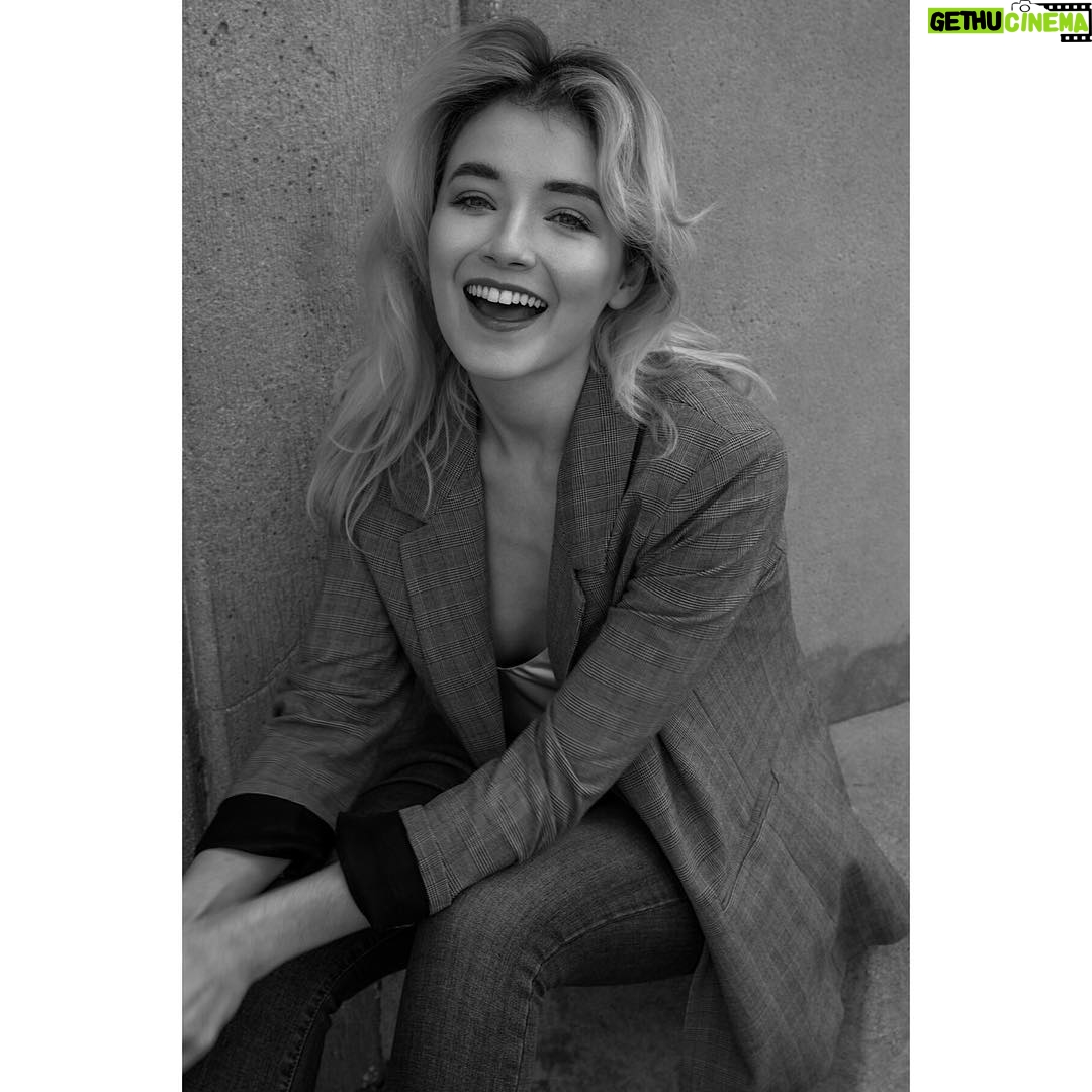 Sarah Bolger - 11.1K Likes - Wandering around LA with @monikased.