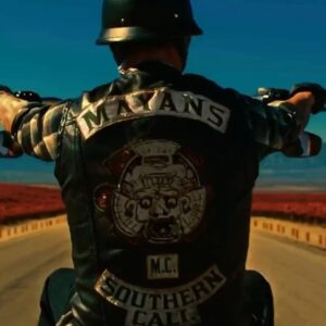 Sarah Bolger Instagram - STREAM all episodes on @hulu to catch up for next Tuesday’s episode of @mayansfx, or just rewatch for fun. 🔥