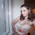 Sarah Bolger Instagram – Leaving glitter everywhere I went. Austin, @fxnetworks and #ATX, thank you. What an amazing weekend. And thank you for this unbeatable glam team. 
Styling: @highheelprncess 
MU: @makeupbysvh 
Hair: @neverblandbeauty