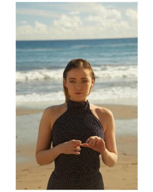 Sarah Bolger Instagram - We’re having a @sarahbolger archive week, clearly (Swipe for all images).

© @emilysandiferphoto 
HMU @jaymekav 
Photo assist @marci.la 

#sarahbolger #mayansmc #emilysandifer #filmphotography #womenphotographers
