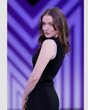 Sarah Bolger Instagram - The best of nights! @seriesmania  #REMATCH