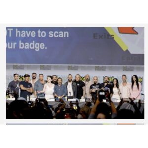 Sarah Bolger Instagram - SEASON 5, baby!! I don’t think you understand the joy and surprise I felt today hearing we got picked up for another season. To these beautiful people on stage with me… to the kind fans… and to @fxnetworks I say: “Thank you. Thank you. Thank you!!!!!! “💫