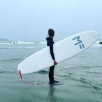 Sarah Chalke Instagram - Trying out my birthday present 🏄‍♀️