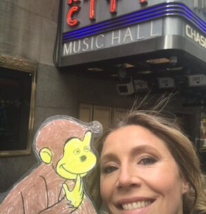 Sarah Chalke Instagram - For my niece’s school project, she had to mail George to me and we had to go on some adventures together. He loved skiing, we got an ear pierce, (his first, my second) went to Radio City Music Hall, he came to work with me, loved New York pretzels…you can visit anytime George.
