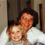 Sarah Chalke Instagram - Happiest Father’s Day!!! Anyone who knows my dad knows I won the dad lottery. Thank you so much for your patience, for always making us laugh, for always having our backs, for your wisdom…One of my favorite quotes of yours… “The best time to plant an apple orchard was 20 years ago, the second best time is today.” So, today we will plant an apple tree. We are so lucky you’re our dad. We love you. And thinking of and sending love to anyone who is missing their dad today ❤️