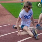 Sarah Chalke Instagram - So sad to miss @bigslickkc this year! Tickets for tonight at bigslick.org and shirts @charliehustleco all proceeds go to @childrensmercy hospital ❤️