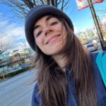 Sarah Desjardins Instagram - Several months ago it was brought to my attention that most faces can slide in to one of two categories: “rat” or “frog” ….I haven’t stopped thinking about it since 🐸