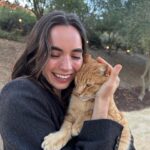 Sarah Desjardins Instagram - Thanks to this dress for making me feel pretty but more importantly this cat for purring in my arms when I was overstimulated ✨