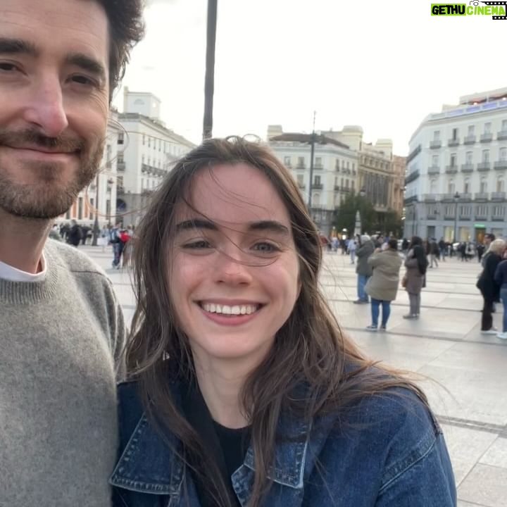 Sarah Desjardins Instagram - España !!