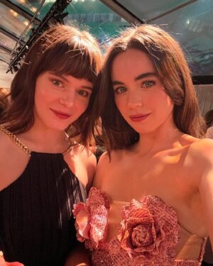 Sarah Desjardins Instagram - as life continues to surpass my wildest thoughts and imagination…I thank the universe for friendships as loving, healing and expansive as this one 🤍✨