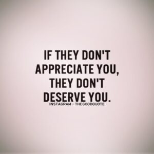 Sarah Harding Instagram - #quoteoftheday #behappy #beyourself ❤️