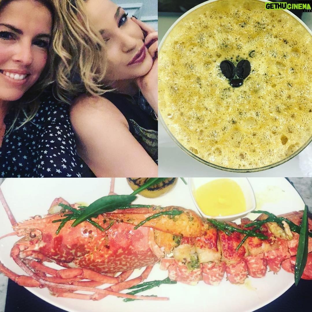 Sarah Harding Instagram - Lovely evening with the #bff ....thanks so much to everyone @thestaffordlondon for looking after and spoiling us!!! Highly recommend their Chicken Kiev and the most amazing #truffle #mash (best I have honestly EVER had!!!π) #thestaffordhotel #foodie #love #thankyou ππΌβ€οΈπ