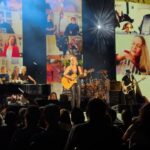 Sarah McLachlan Instagram - This song. This moment. Always pure magic ✨ XoS #FTE30TOUR 🎥 @vanweloveyou