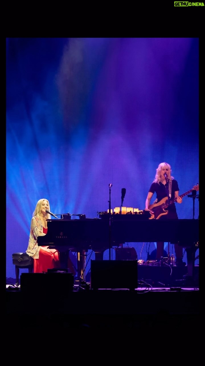 Sarah McLachlan Instagram - Knowing what this album has meant to you all makes each night that much more special. Thank you for making Fumbling Towards Ecstasy a soundtrack to your lives ❤️ XoS #FTE30TOUR 📸 Tara Howard