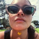 Sarah Pidgeon Instagram - Lettttt the sunshineeeee
