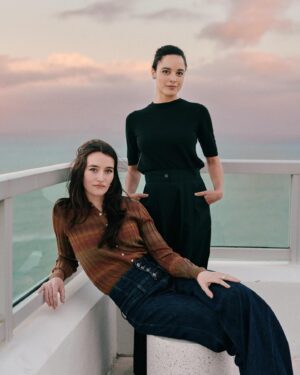 Sarah Pidgeon Instagram - @stereophonicplay ladies in Miami 
shot by @emiliomadrid