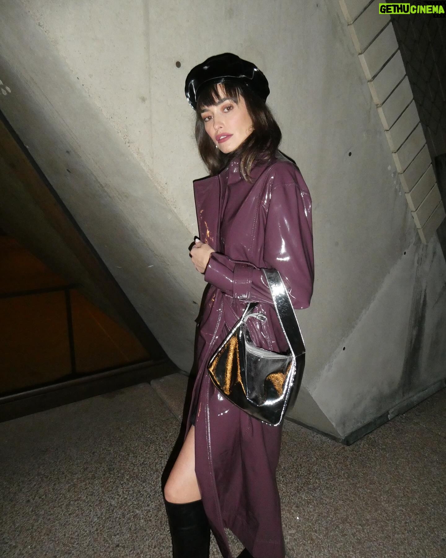 Sarah Stephens Instagram - #AAFW Look #1 @_aje_ @fordmillinery @edwardmellershoes