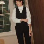 Sarah Stephens Instagram – @cueclothingco W24 Styling Suite with @jess_pecoraro 🕴🏻