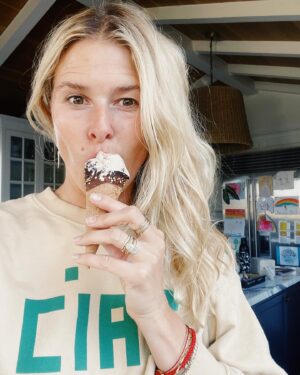 Sarah Wright Instagram - This week ✨🌸