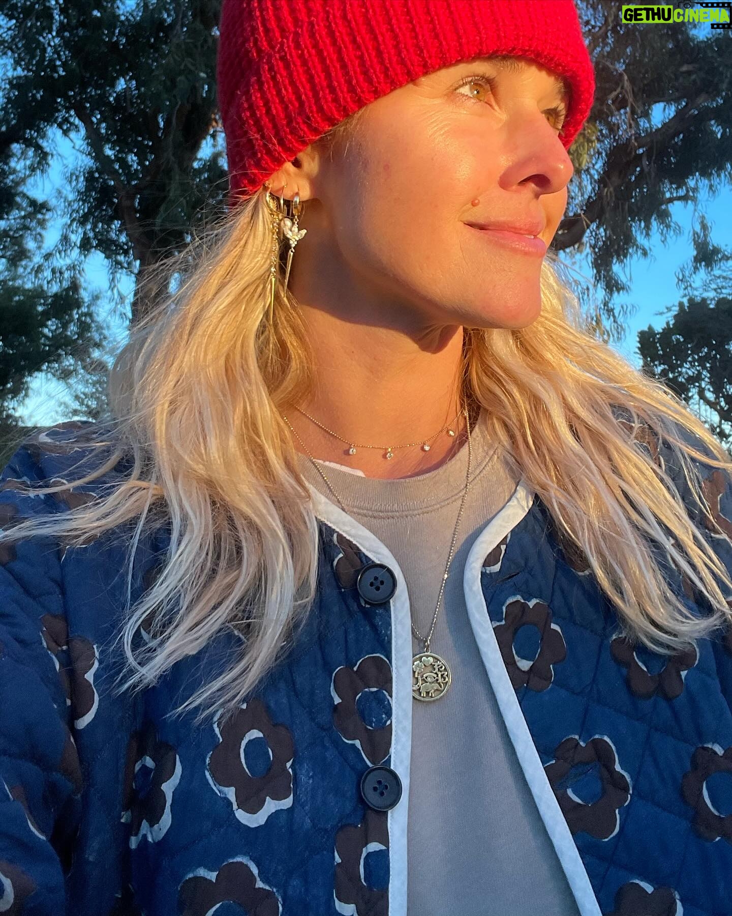 Sarah Wright Instagram - One of my favorite @christydawn pieces is this gorgeous indigo blue Lou Lou jacket. This jacket is Crafted from 100% Regenerative Cotton and by growing this garment, CD sequestered 60.73 lbs of carbon. Wearing @christydawn aligns with my love of caring for our planet, shopping responsibly and beautifully handcrafted pieces. Check out all the magic and the first collection of 2024 at @christydawn and use my code 15SARAH for a discount. Xo #christydawnsteward