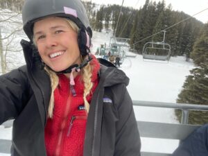 Sarah Wright Instagram - Out now on @themotherdazepodcast we discuss our holiday travels and time unplugged, we talk about our intentions for the new year, goal setting and dreams for our dazies!! Find us now wherever you listen to podcasts!!