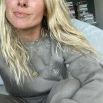 Sarah Wright Instagram – Is it spring yet ? ✨🌸 #1111 #iykyk @themotherdazepodcast