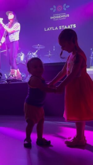 Sarain Fox Instagram - Highlight of my week - babies dancing together for the first time to auntie @laylastaats ❤️
