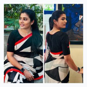Saranya Pradeep Instagram - 🖤❤️🤍💙

Blouse Designed by : @raithubiddanithin 
Thank you anna for the beautifully designed blouse ❤️

PC : @monabiswas2012 

#happy #ethnicwear #saree #sareelover #fashion 
#photooftheday #embrace #embraceyourself #comfort #selflove #liveit #loveit #smile