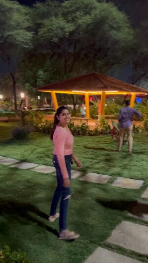 Saraswathi kuna Instagram - Lake front park #nature #park #hyderabad #vlogger