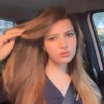 Sarika Dhillon Instagram – Love is in the Hair💫
.
.
.
. 
#sareeka
#haircolor#newhaircut