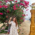 Sarika Dhillon Instagram – achche bano ❣️
.
.
#srisailamtemple🙏
#mallikaarjunjyotirling
#hyderabad
#devineenergy
