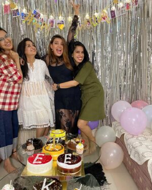 Sarika Dhillon Instagram - Nothing but love for my fav gals❤️