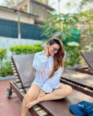 Sarika Dhillon Instagram - I love happy me❣️
She’s so pretty & full of life.
.
.
.
.
.
#SAREEKA#ACTOR#BLESSED
#goa#metime#vaccation