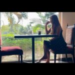 Sarika Dhillon Instagram – A peaceful morning in Goa 😇
with CHAI… Perfect❣️
.
.
.
.
#sareeka#actor#blessed#gratitude
#thankyouuniverse
#goa#favplacetochill🌴