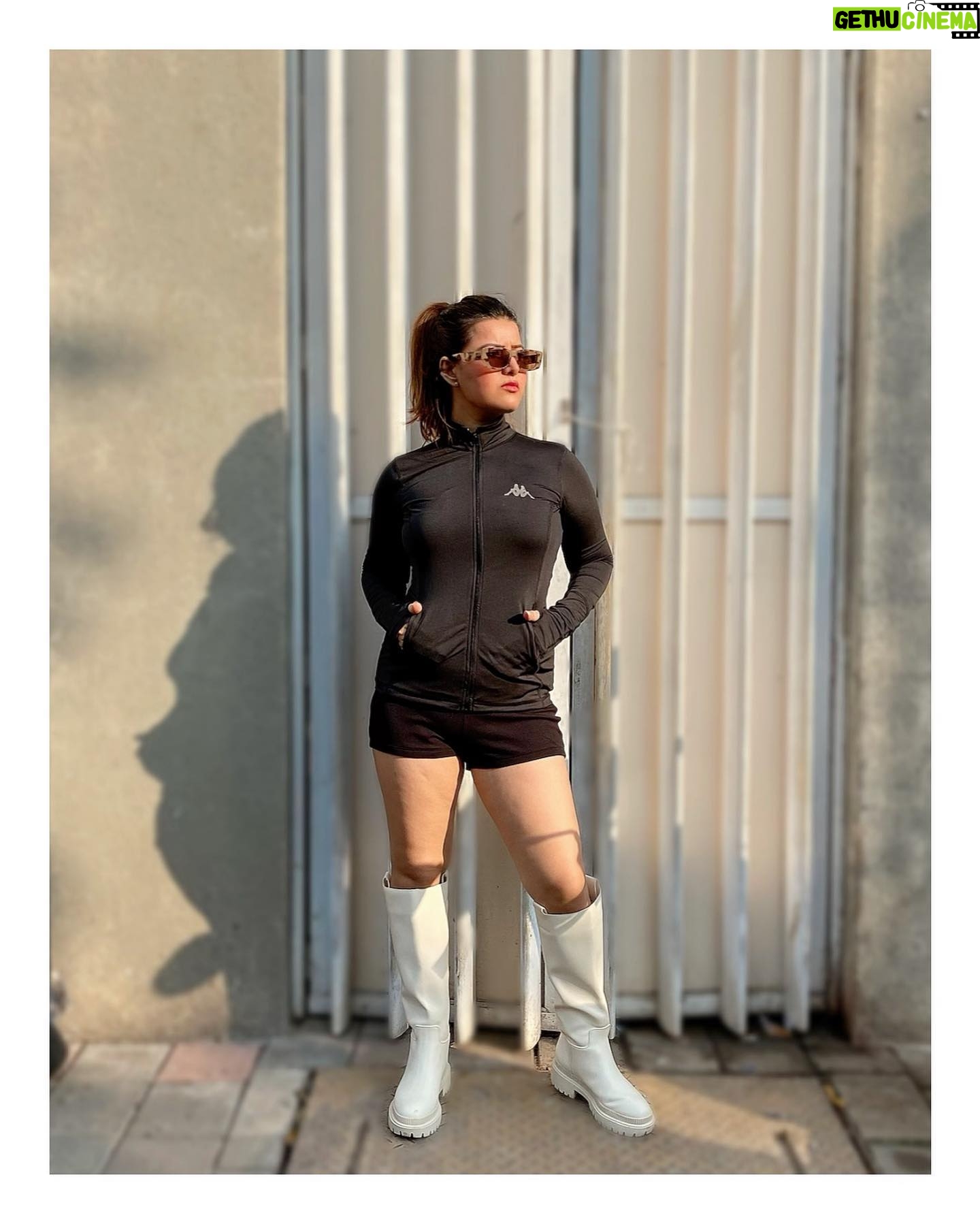 Sarika Dhillon - 3.1K Likes - Time is not refundable.
Use it with intention❣️