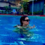 Sarika Dhillon Instagram – Water makes you sparkle ✨✨
.
.
.
.
.
.
#SAREEKA#ACTOR#BLESSED
#goa#metime#vaccation
#pooltime#watertherapy