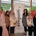 Sarimah Ibrahim Instagram - Attended and shared some thoughts at an insightful event today that shed light on the importance of mental health with @ngo_empati. Thanks to @zus.coffee for the amazing drinks! It's amazing how a simple cup of coffee can bring people together and spark meaningful conversations. @ngo_empati @zus.coffee @epie_temerloh @maskteam