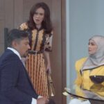 Sarimah Ibrahim Instagram – Apabila seorang suami tidak dapat menjadi Khalifah di rumah sendiri, dia akan menjadi ‘Lelaki’ di luar rumahnya…

Sebuah lagi karya hebat daripada Eirma Fatima selepas ‘Perempuan Itu’. Lakonan hebat Dato’ Adi Putra, Che Puan Sarimah Ibrahim, Fazura dan Nabila Huda! 

▶️ LELAKI ITU 
Mulai 19 Mac -> Isnin – Jumaat -> 10 Malam 
di Slot Samarinda, TV3!

Dibintangi :
@adpadiputra sebagai Mirza
@sarimahibrahim sebagai Qaidah
@missfazura sebagai Imani
@kupu_kupu sebagai Sarina
@aedyxashraf sebagai Khairullah
@hannahdelisha sebagai Batrisya
@nadia.brian Sharifah Baiyinah
@sophiekoshka sebagai Sharifah Bahiyah 
@fadlanhazim sebagai Amin
Dan ramai lagi!

Arahan @ermafatima @alongkamaludin & Ain Sharif
Terbitan Rumah Karya Citra

#DramaSangat
#TV3Malaysia
#Samarinda
#LelakiItu
#MacamDuluDulu