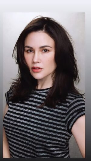 Sarimah Ibrahim Instagram - Just a Hello ...❤️ From me, Not Qaidah. 🥰😂

#wanitaini #isteriini #ibuini #pelakonini #sarimahibrahim #emceeini #hostini #pengacaraini #lelakiitu #dahnakepisodeterakhir #dramaviral #fyp #fypシ #fypage #fypchallenge #fypシ゚viral