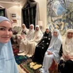 Sarimah Ibrahim Instagram – Lovely terawih with the fam 💚🥰🤲🏻🤲🏻 Alhamdulillah for every blessing and rezeki. May everyone be kept healthy happy and safe. 🤲🏻

#jaafarclan #nadzimiddinclan #mudzaffarclan @tengkualana @t.a.j.j @heidihanif @yimbosauce @aliabastamamkl @alianaq1226 @alia6astamam @tunkunadia @tengkual @tpj_n9 @tunkumyra @jamienx200t @marisasoraya @ninakazman @tmalauddin