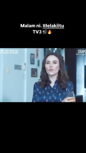 Sarimah Ibrahim Instagram - Perspective QAIDAH: 

Qaidah nak kena betulkan keadaan GILA sekali lagi. Satu per satu datangnya masalah jahanam bagi dia 🥹💔 

Kalaupun dia terlepas pandang  kehendak Mirza Tetapi Mirza tidak pernah JUJUR dengan Qaidah mahupun mendidik dia. 
😩 JUJUR dari segi meluahkan (dengan kasih sayang) Apa sebenarnya yang dia INGINKAN dari Qaidah. 😒

Sorry ye Bukannya HARTA yang Qaidah perjuangkan- tetapi HAK dia sebab Itu Sahaja yang Tinggal bagi dia & anak2nya.

Setelah dicurangi, ditipu..bertahun tahun oleh Mirza....sejak 2004 lagi! Manusia mana tak GILA dan marah?? 😩💔Wanita mana nak REDHA dengan semua ni?

1. Kawan baiknya Imani menipu padanya dengan alasan 'mendorong' Mirza ke arah kebaikan... kebaikan APA bila dah menipu kakak angkat sendiri yang banyak membantunya sedangkan Mirza boleh AJE panggil ustaz ajar Qaidah sekali, sekeluarga. Itu semua Dasar alasan! ❤️‍🩹🔥

2. Sekarang pulak.. anak perempuannya kahwin lari dengan ABANG sendiri! Ya Allah Apalah yang Qaidah boleh buat selain dari kurung Sya untuk menyelamatkan Sya dan Khai???😭😭 ANAK hasil Mirza MENIPU Qaidah dulu JUGA! 👁️👁️😩

Semua yang berlaku ini- Just because Qaidah independant?
Just because Qaidah terlepas pandang suaminya yang ASYIK DIAM selama ni ? 
Sebab Qaidah sibuk kerja?? 

Come on.. sudah2 lah dengan 'Terpaling Baik/ Terpaling Beragama/ Terpaling kononya taknak Harta..." semata nak COVER balik kesilapan dan kesalahan masing2 yg dulu. Mengaku ajelah. 

Patutnya Semua yang menipu Qaidah selama ni Meminta MAAF dan mendorong dia sekiranya ingin menjadi 'Terpaling Baik/Hati Baik'. 

So. Let's see SIAPA yg benar2 IKHLAS ❤️‍🩹🥹😩 Let's see siapa Yang betul2 hati JUJUR. Ataupun propa je terpaling baik.  #lelakiitu