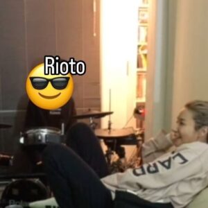 Sarina Suzuki Instagram - 2年前の今日。
音楽やりたいなぁ。