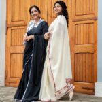 Saritha Jayasurya Instagram - 🖤🤍