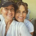 Sasha Alexander Instagram - We walked together in peace & solidarity for @thejhf & the incredible & difficult work they do of speaking up and creating safe space for sexual assault victims and child abuse. @therealmariskahargitay your open heart & relentless passion is a blessing. Thank you @heathermnuchin for hosting. Please check out their work & if you are a victim or know someone who is. You are not alone. Please reach out for help. 🙏❤️ #thejoyfulheartfoundation❤️
