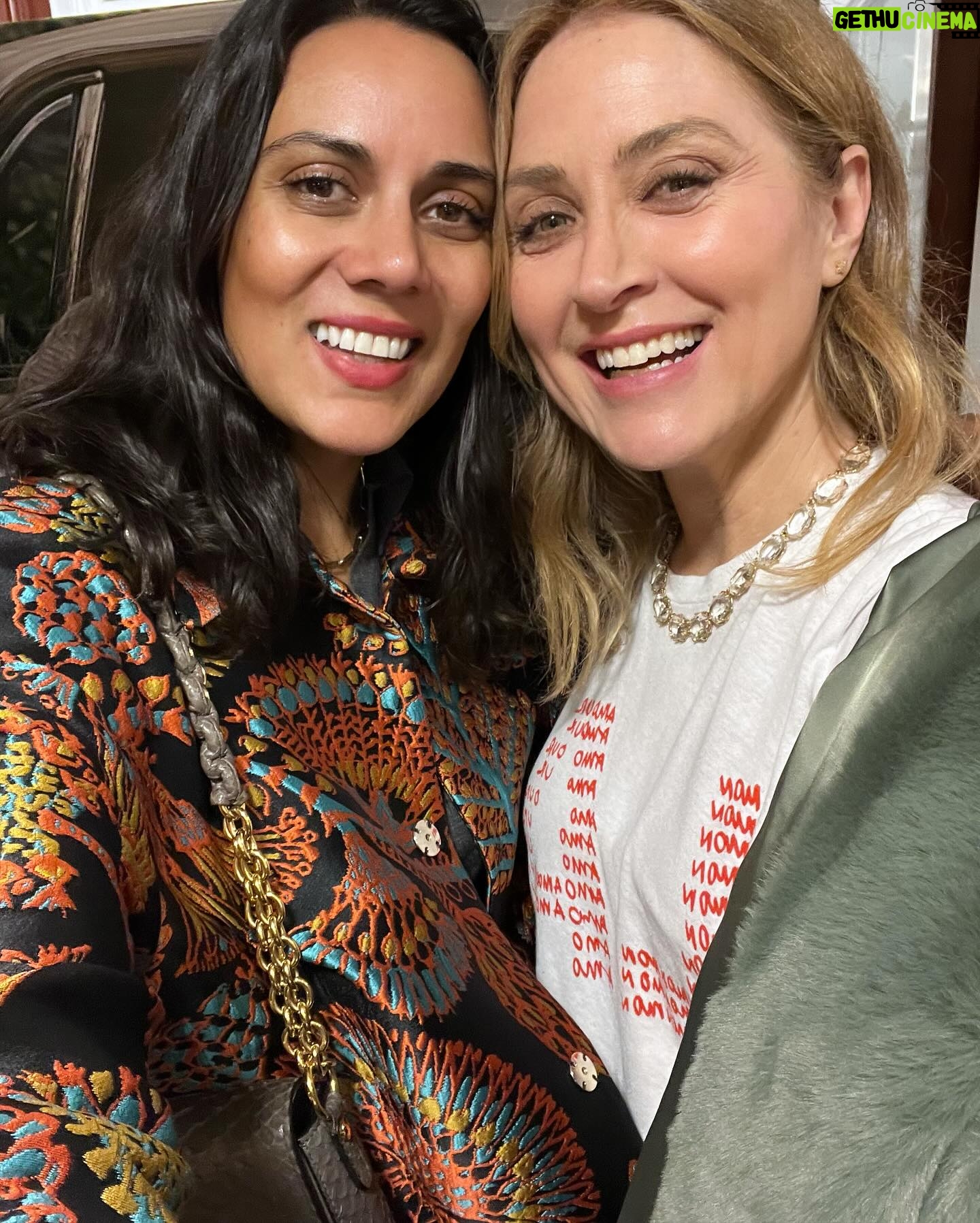 Sasha Alexander Instagram - Congrats @shopclarev on this stellar collab @motherdenim. Through this collab they are supporting the Downtown Women’s Center in LA, focused on serving and empowering women experiencing homelessness. 🫶