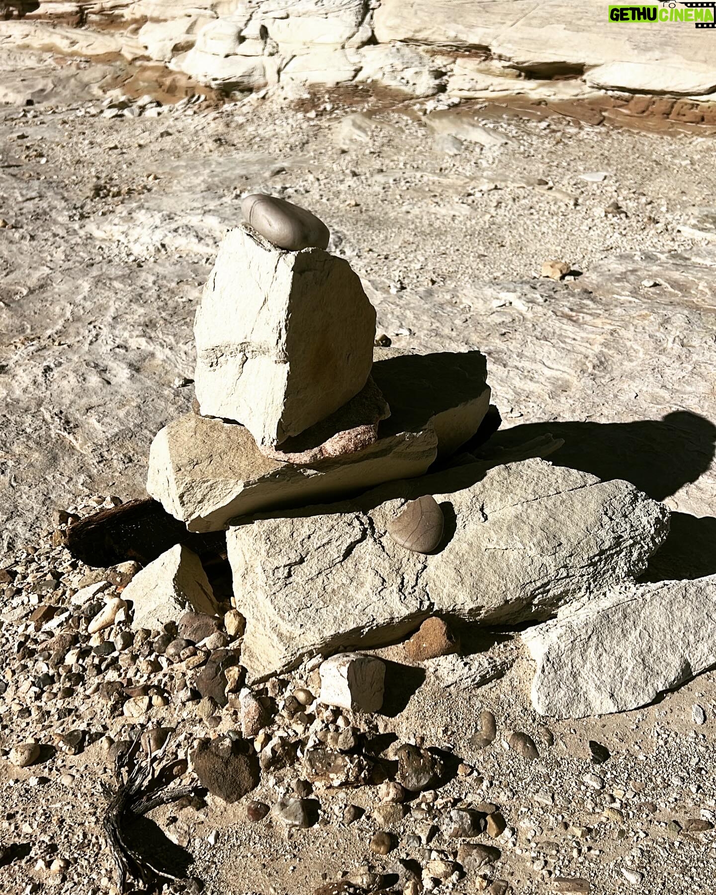 Sasha Alexander Instagram - Things we do for love. You’re beautiful Utah ⛰️
